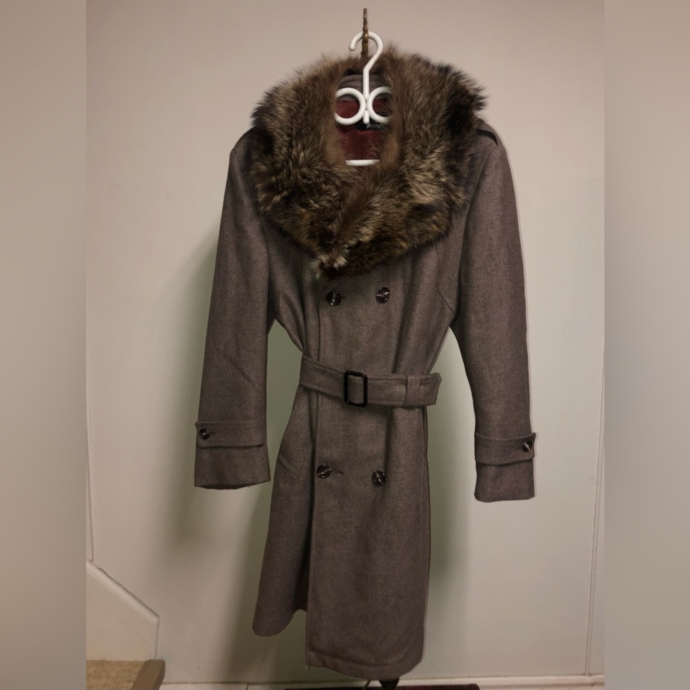 Vintage coat grey/brown with genuine fur collar